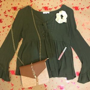 🐝Green Socialite Bell Sleeve Top